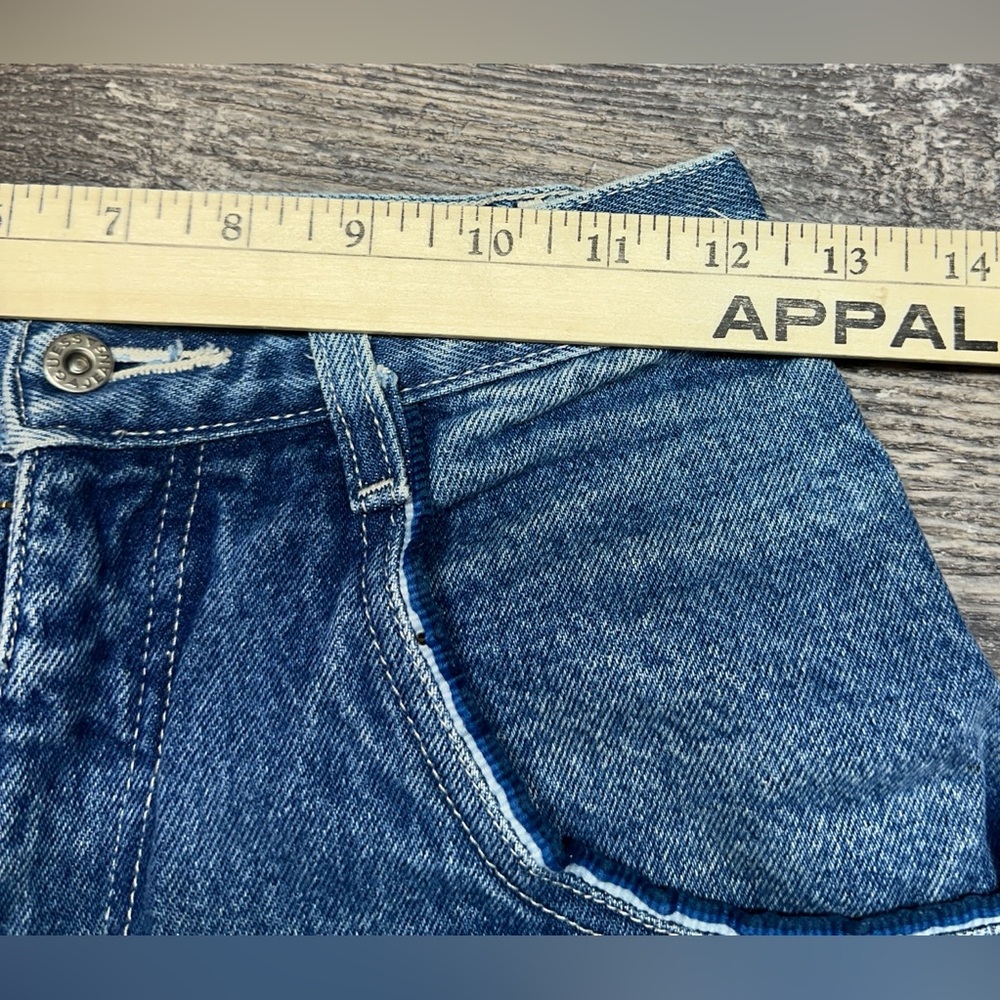 Vintage Guess Jeans Denim Jorts Baggy Y2K Carpenter Shorts Size 12 GUC - Picture 11 of 13